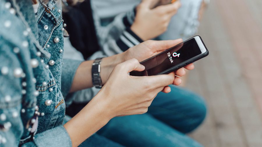 Schimbarea majoră de la TikTok: Cum te va afecta, dacă ai cont pe rețeaua de socializare