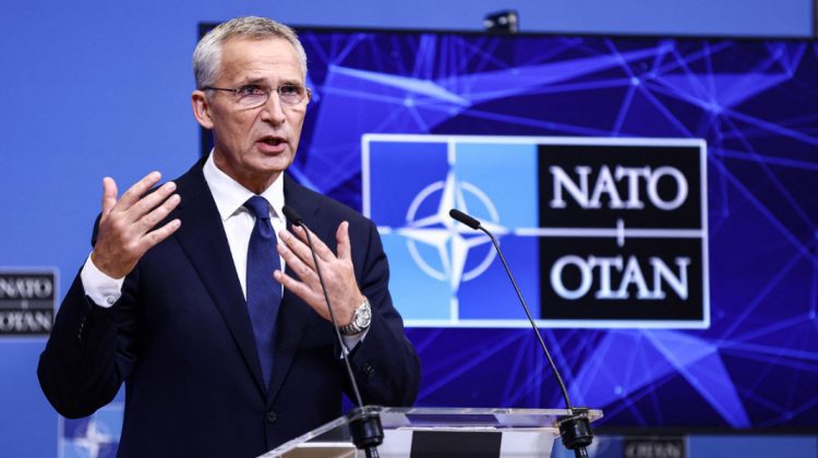 Stoltenberg l-a invitat pe Zelenski la summitul NATO din iulie: Sper că va putea participa personal