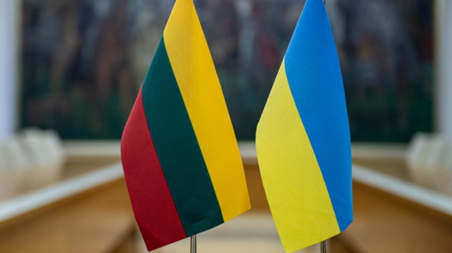 Țară mică – inimă mare! Lituanienii au strâns 6 milioane de euro pentru a cumpăra sisteme antiaeriene Ucrainei