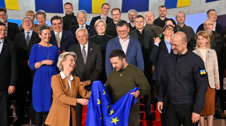 FOTO, VIDEO La Kiev se scrie istorie! Cum decurge summitul UE-Ucraina, la care participă von der Lyen, Michel și Borell