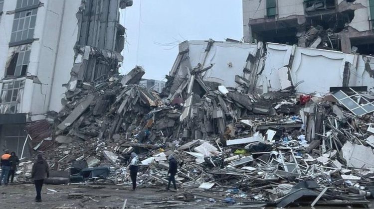 VIDEO Cel puțin un mort și 69 de răniți după un nou cutremur în Turcia. Ce magnitudine a avut?