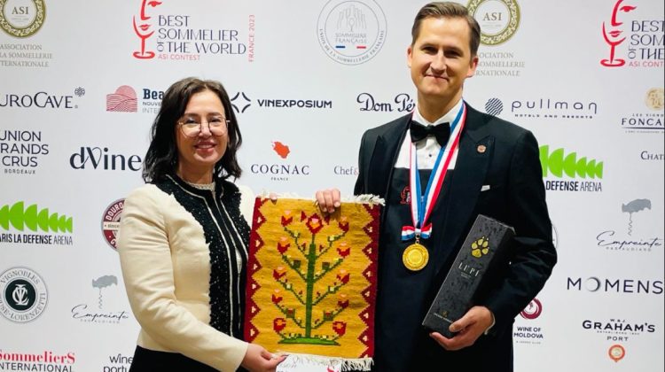 GALERIE FOTO Vinuri moldovenești pentru cel mai bun somelier din lume! A fost invitat să ne viziteze țara