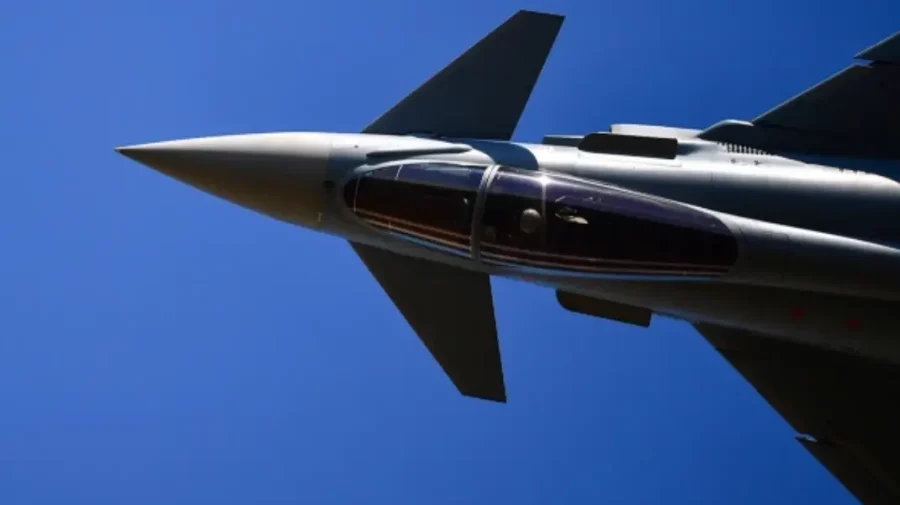 Londra are suficiente avioane de luptă, dar exclude furnizarea lor la Kiev în detrimentul propriei securități