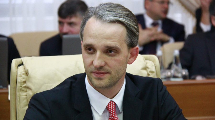 Eugen Sturza: Trebuie să aibă loc achiziții de tehnică militară și armament. Țin de securitate și dezvoltarea economică