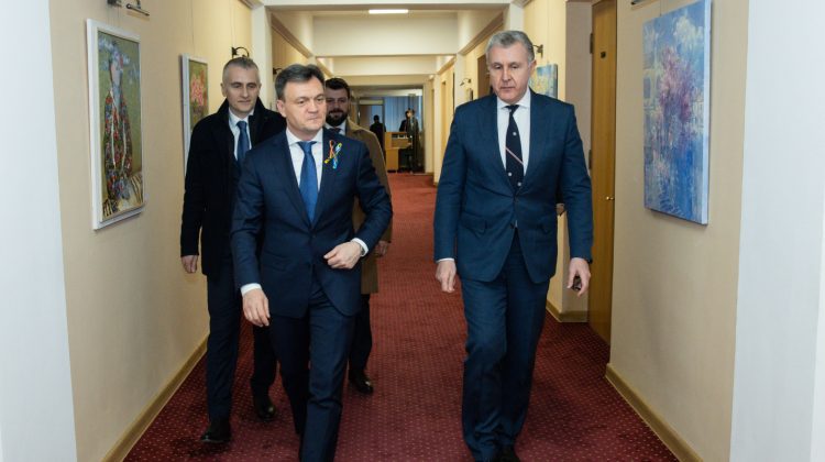 FOTO Casa Regală din România sprijină aderarea Republicii Moldova la UE. Principele Radu o spune premierul Recean