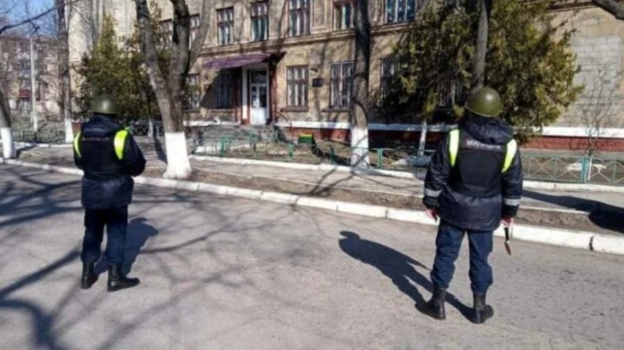 12 alerte false cu bombă în stânga Nistrului. Persoane necunoscute amenințau că aruncă în aer școli