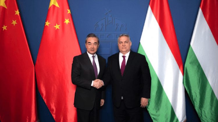 China şi Ungaria se declară gata să coopereze pentru „a pune capăt războiului” din Ucraina