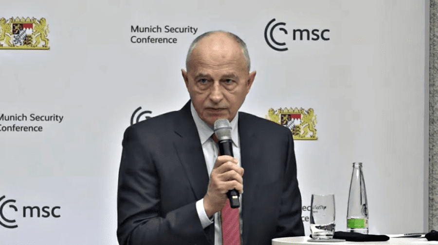 VIDEO Rusia are planul, dar nu are forțe suficiente să vină peste noi, asigură un oficial NATO