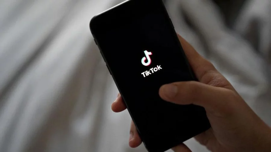 TikTok să devină „copia chinezească” a YouTube. Ce va face cu videoclipurile