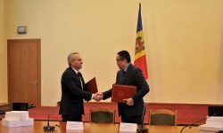 China oferă circa 1 500 de tablete performante Republicii Moldova. Unde vor fi distribuite