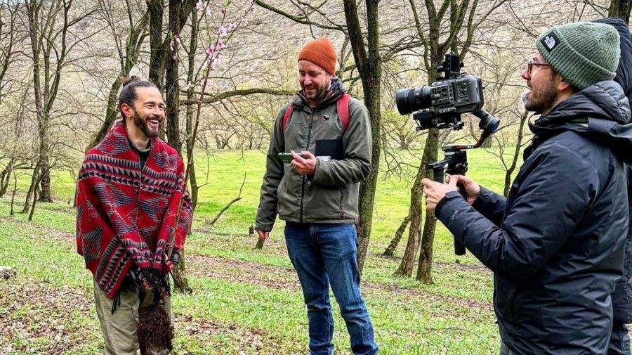 Pasha Parfeni s-a filmat pentru „cartea poștală” la Eurovision pe cod galben de vânt: „Nu mă puteam opri din tremur”