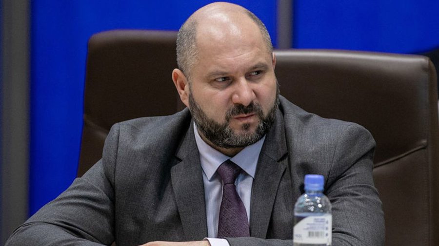 Parlicov: Consider că Moldovagaz trebuie să procure în continuare gazul necesar malului drept de la Energocom