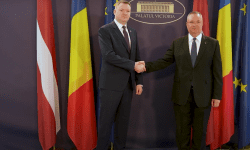 VIDEO Moldova, subiect de discuții între Riga și București. Ciucă a vorbit cu președintele Parlamentului leton