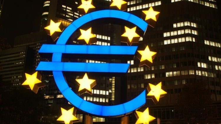 CURS VALUTAR 3 martie: Leul câștigă teren în fața monedei europene! Cât valorează azi dolarul