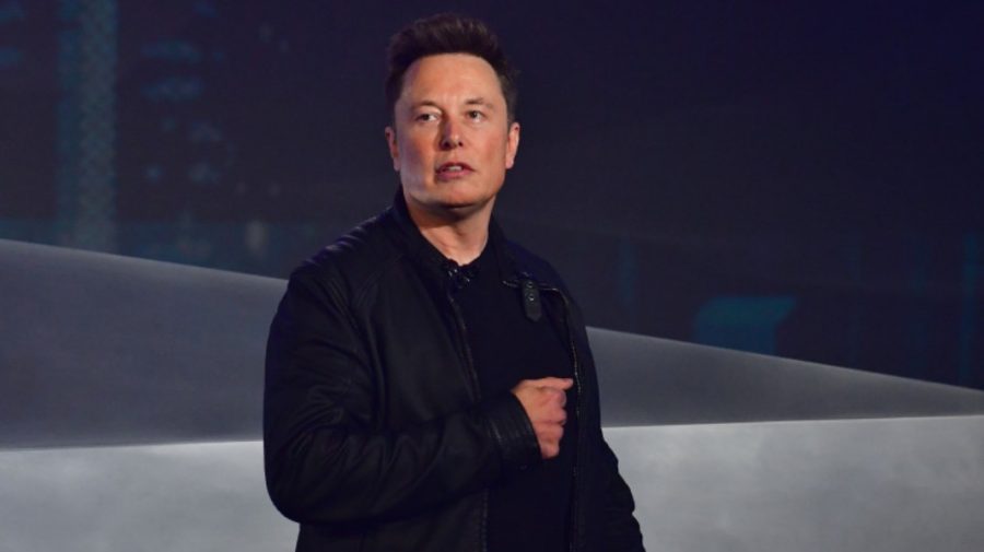 Dezvăluirile făcute de un inginer de la Twitter: „Elon Musk merge și la toaletă cu bodyguarzi”