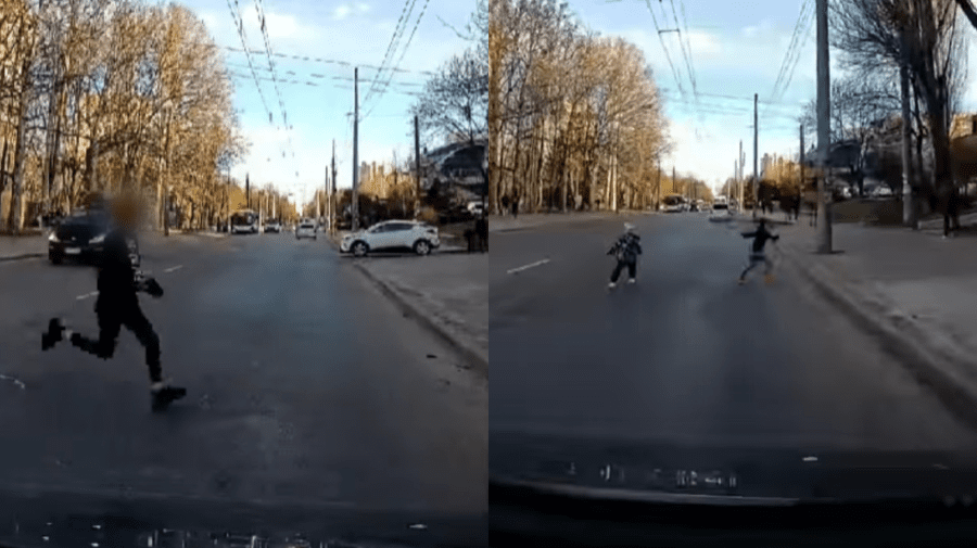 VIDEO Jocuri PERICULOASE pe o stradă din Capitală. Momentul în care trei copii zburdă pe carosabil