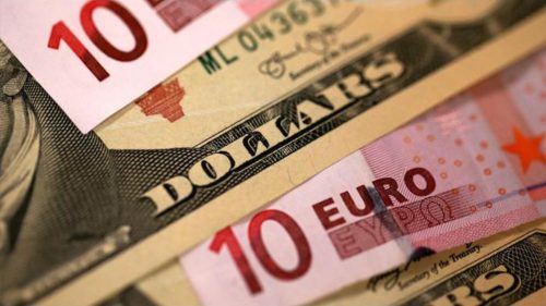 Curs valutar 29 septembrie 2026: Cât valorează un euro și un dolar