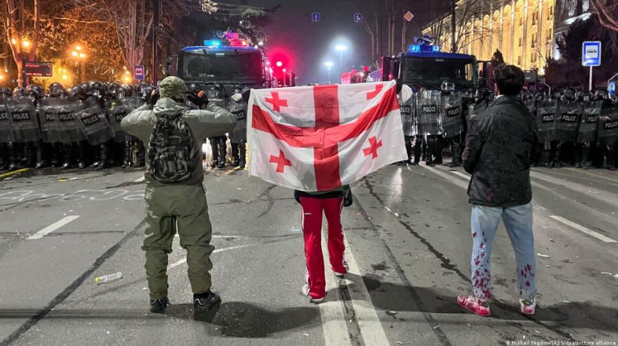 „Visul European” a cedat în fața protestatarilor din Georgia. Partidul retrage proiectul „agenților străini”