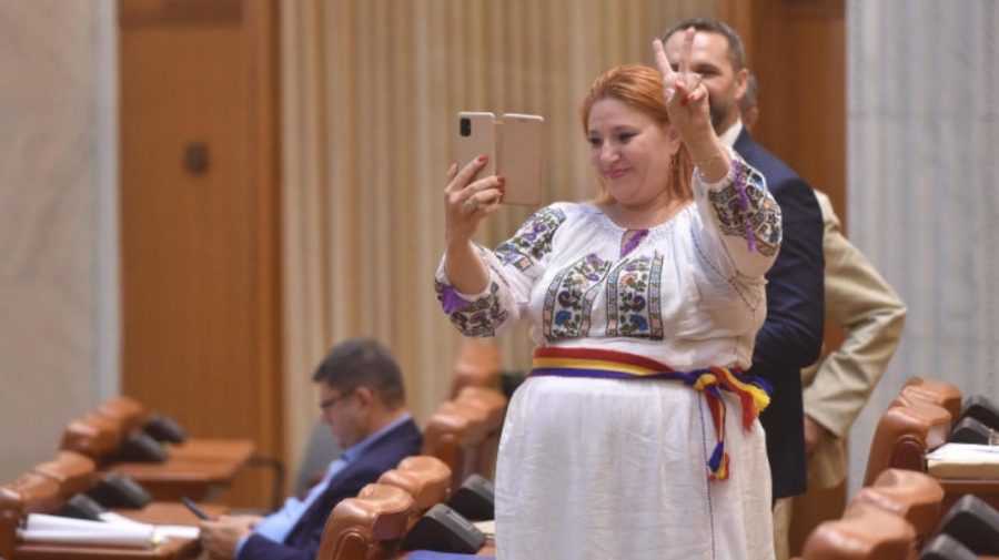 Diana Șoșoacă a depus un proiect de lege pentru Unirea RM-România la pachet cu anexarea unor teritorii din Ucraina