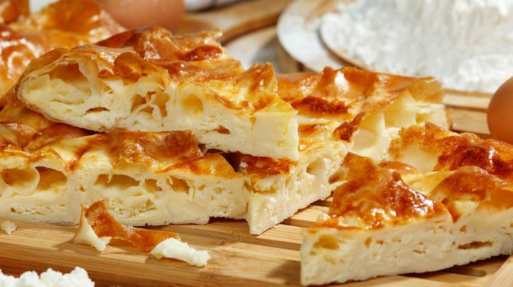 Asta-i plăcintă românească! Vecinii câştigă în faţa Bulgariei recunoaşterea europeană a produsului
