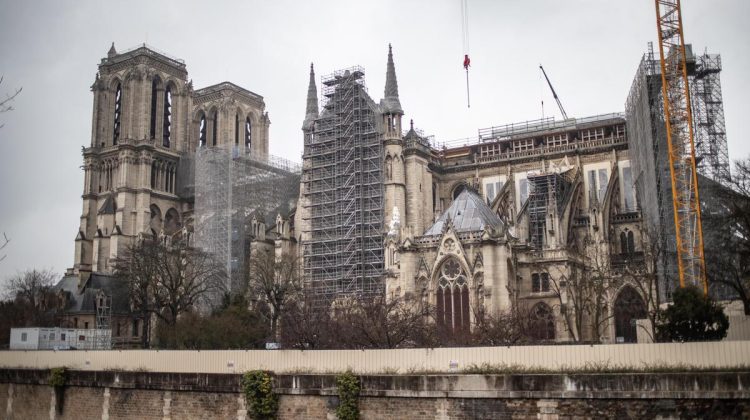Oficial francez: Catedrala Notre-Dame din Paris va fi redeschisă cel mai probabil în 2024