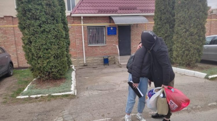 FOTO Regimul de la Tiraspol plasase o copilă într-o școală specializată, fiindcă locuia singură