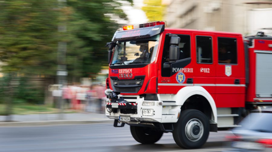 Incendiu la o școală din România! Peste 700 de elevi au fost evacuați