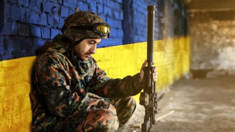 Suport militar pentru Ucraina și noi sancțiuni împotriva Iranului. Despre ce vor discuta azi miniștrii de externe ai UE