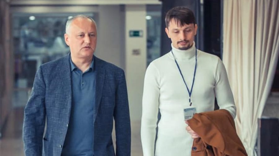 Socialiștii din capitală, inclusiv tinerii, aderă la proiectul deputaților neafiliați Nesterovschi și Lozovan