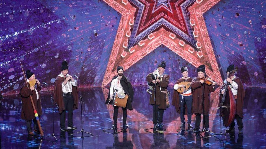 VIDEO Românii au talent 2023: Instrumentiștii moldoveni care au cucerit publicul cu piesa „Bordeiaș, bordei, bordei”