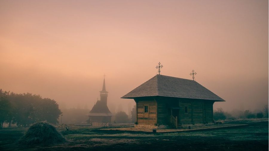 FOTO cu o biserică veche din Moldova, câștigătoare la un concurs internațional. Cine este autorul?