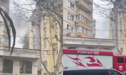 VIDEO FUM DENS în inima Chișinăului. ”Arde un apartament”, spun internauții. Detalii de la IGSU