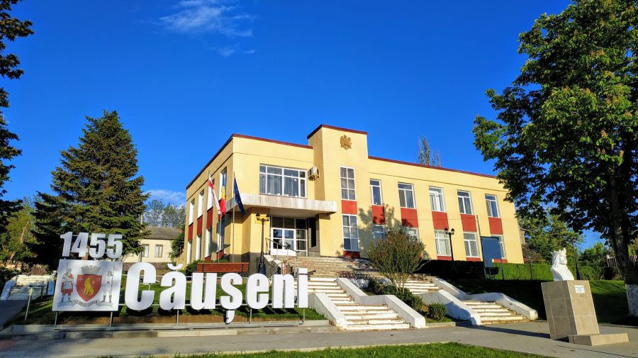 Un bărbat a leșinat sub privirile tuturor. S-a întâmplat la cimitirul din Căușeni