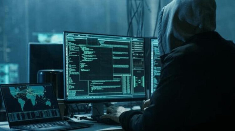 Hackerii ucraineni au spart contul unui propagandist rus și au cumpărat jucării sexuale, în loc de drone