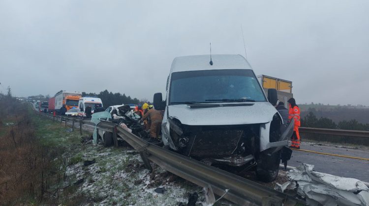 FOTO Poliția CONFIRMĂ! Șoferul unui Mercedes s-a stins din viață pe traseul Chișinău-Leușeni
