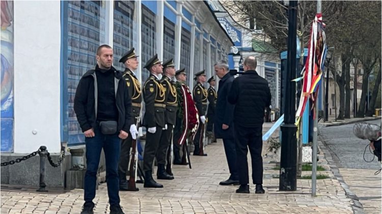 FOTO Jens Stoltenberg a ajuns la Kiev! Secretarul general al NATO a adus un omagiu soldaților ucraineni