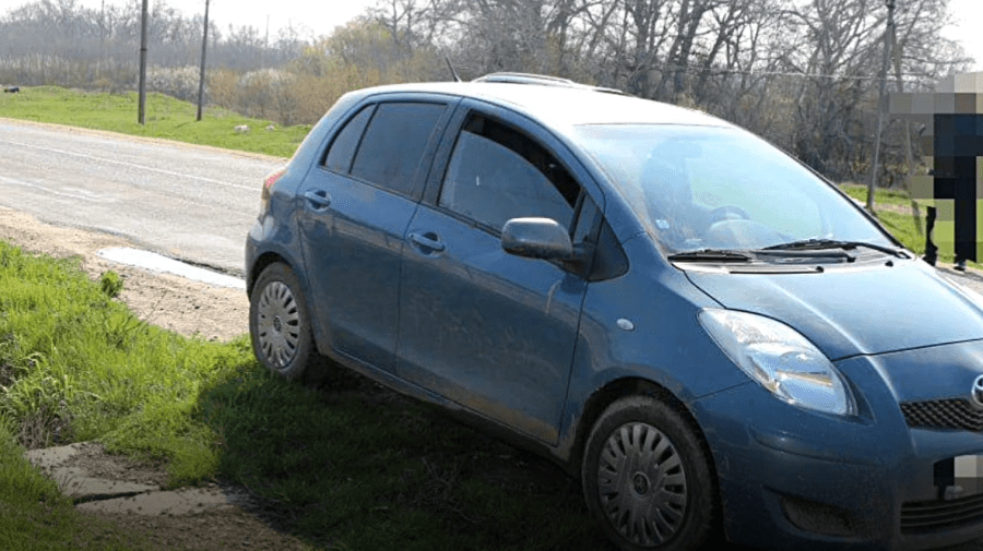 VIDEO Doi tineri s-au îmbătat și au furat două mașini din Criuleni. Câți ani riscă să stea după gratii