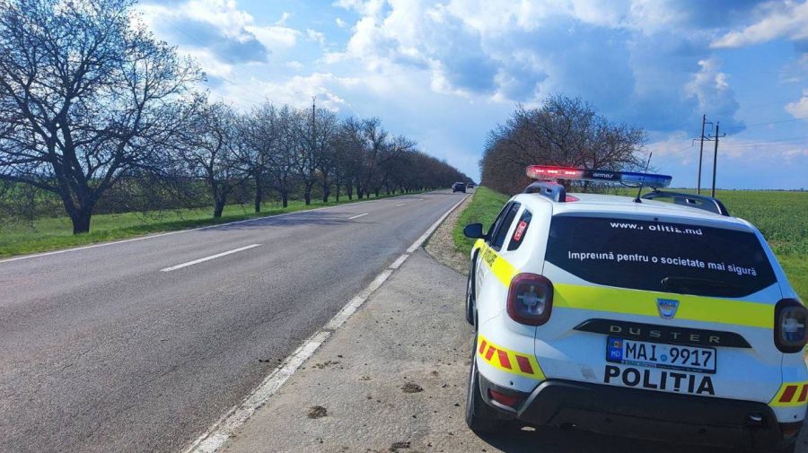 Agenții de patrulare – pe traseele din țară. Câți șoferi au tras pe dreapta