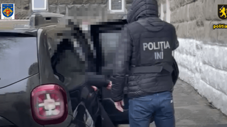 VIDEO Angajați fără contract! Poliția spune cum opt moldoveni au fost trași pe sfoară