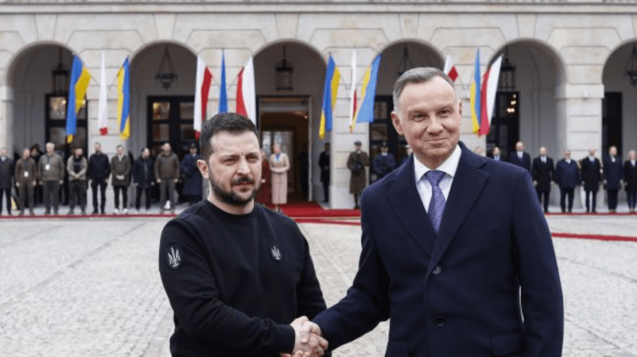 Ups! Presa internațională scrie că Zelenski a repetat aproape cuvânt în cuvânt un discurs de-al lui Duda de anul trecut