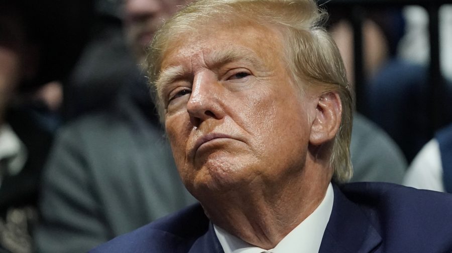 Trump amenință UE cu noi taxe vamale, dacă nu cumpără mai mult petrol și gaze americane