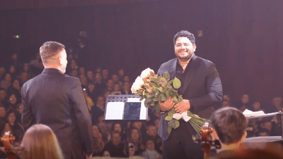 Un dirijor din Moldova îndeamnă oamenii să vină pe 21 mai în PMAN: ”UE înseamnă educație de calitate și cultură!”