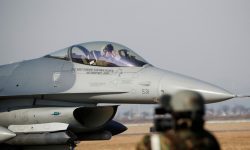 Alertă aeriană în România. Două avioane F-16 au decolat pentru monitorizarea unei ținte în zona Galați-Tulcea