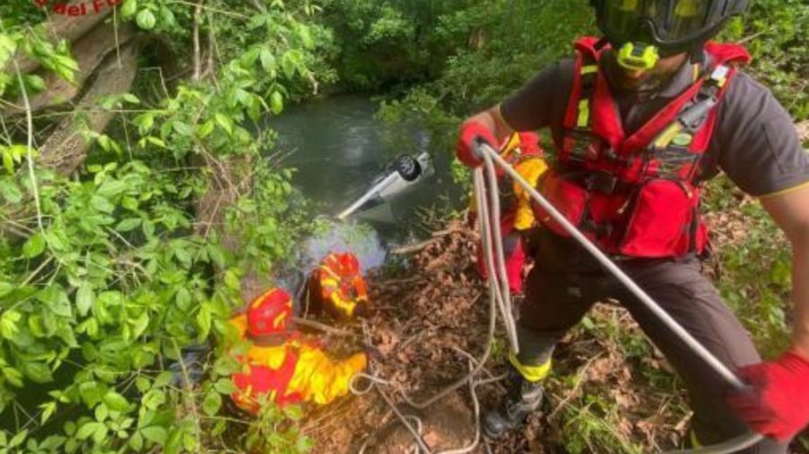 VIDEO Moarte cumplită pentru un moldovean stabilit în Italia. A decedat după ce a ajuns cu mașina în râu
