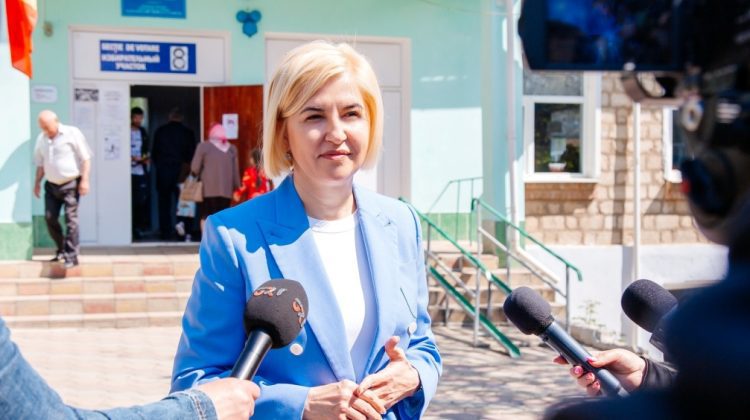 VIDEO Vlah și-a votat în turul II succesorul la șefia Găgăuziei: Să construiască dialog cu Chișinăul și partenerii