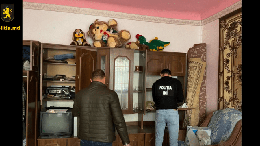 VIDEO Grupare specializată în escrocherii cu automobile – destructurată. Cum acționau persoanele implicate