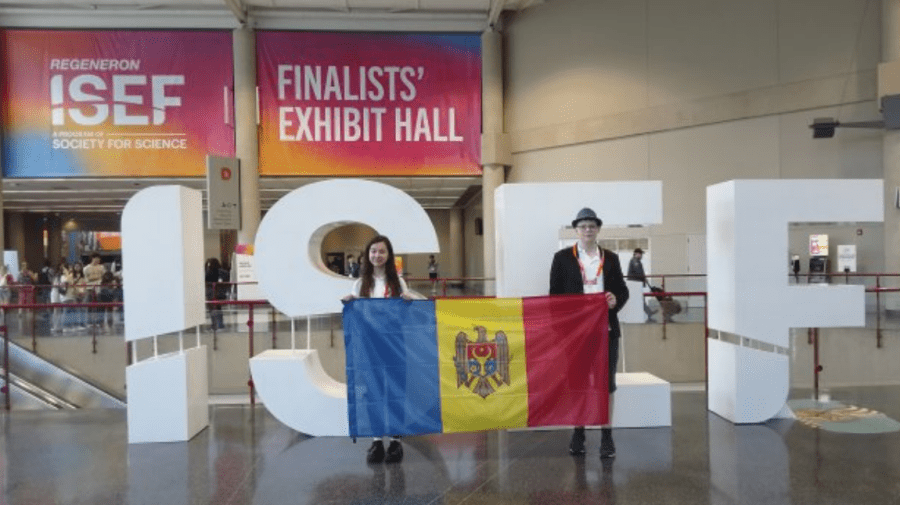 Elevii moldoveni au obținut premii la un concurs desfășurat în Dallas, Texas. Detalii