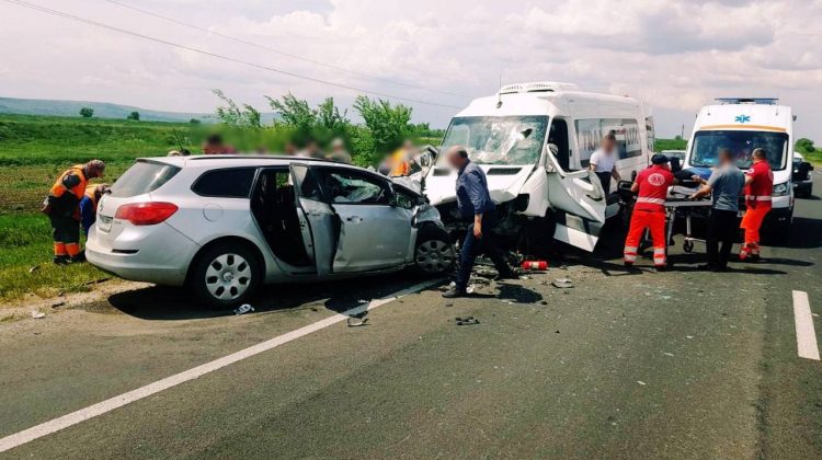 Accidentul de la Orhei: Șoferul microbuzului de rută s-a stins seara pe patul de spital