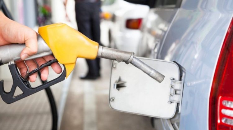 ANRE a anunțat prețuri noi la carburanți. Benzina și motorina devin tot mai scumpe
