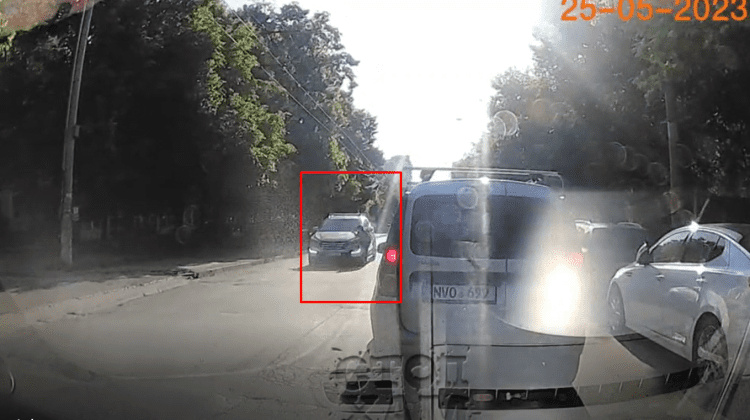 VIDEO Ți se taie respirația! Vezi momentul în care o minoră este lovită de un Hyundai, în sectorul Botanica